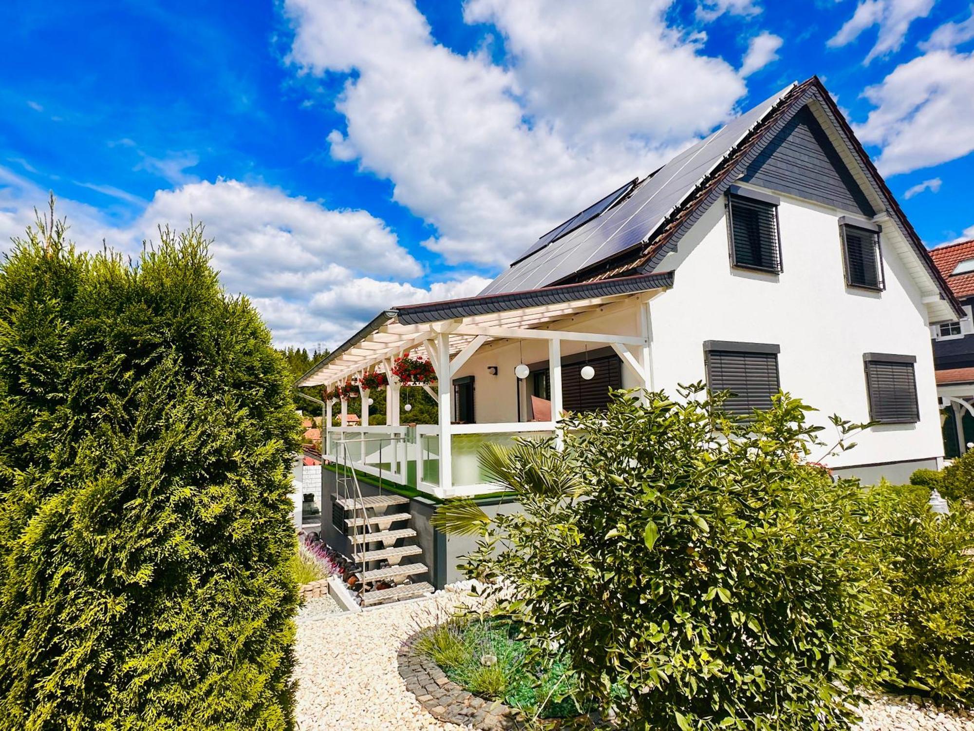 Ferienhaus zur Waldauer Höhe mit 3 SZ, 120qm&40qm Balkon Schleusingen Exterior foto