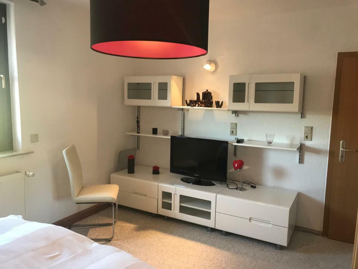 Ferienhaus zur Waldauer Höhe mit 3 SZ, 120qm&40qm Balkon Schleusingen Exterior foto